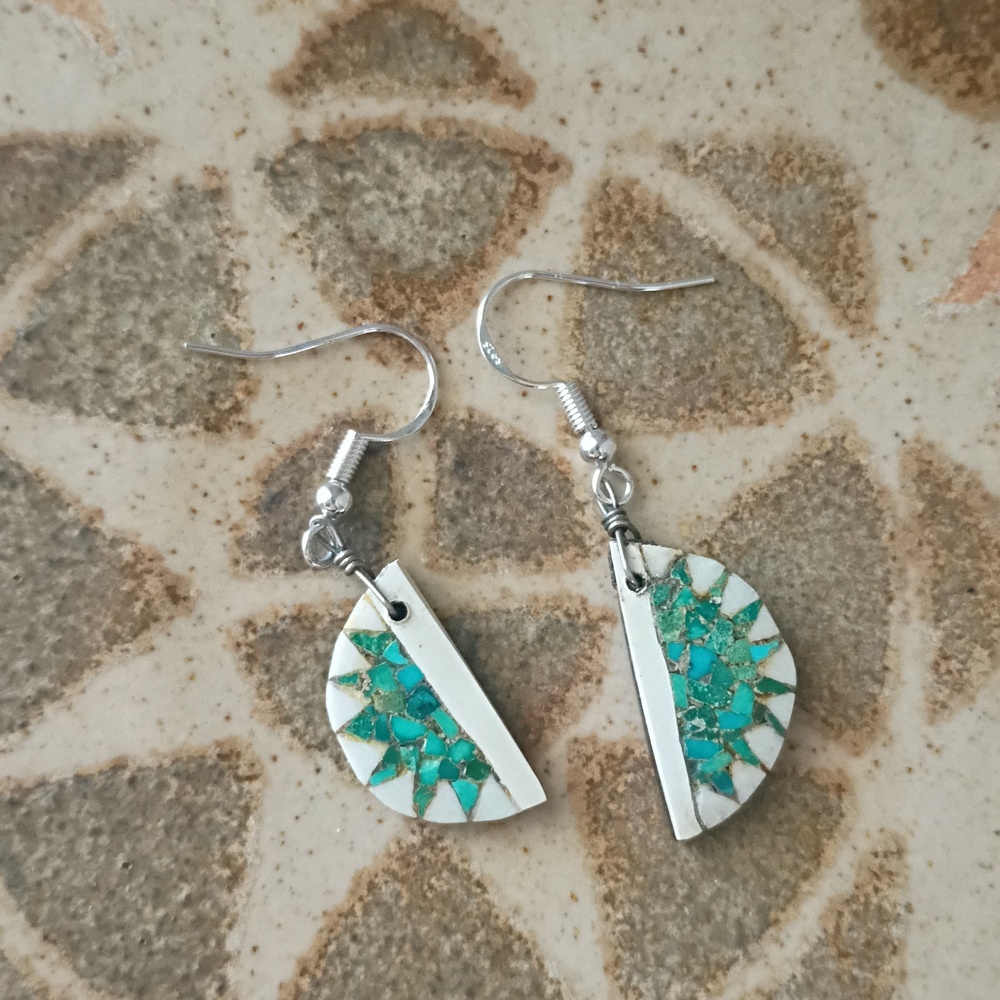 Santo Domingo Pueblo Mosaic Inlay Earrings Turquoise .925 Hooks - Picture 5 of 8